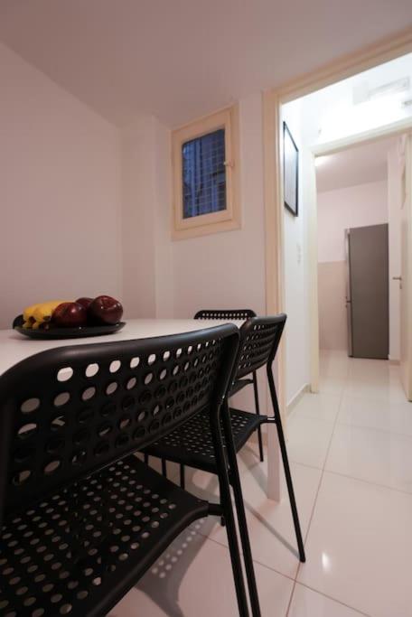 Syntagma Square, 70Sqm Pentelis Sunny Apartment Athen Eksteriør bilde