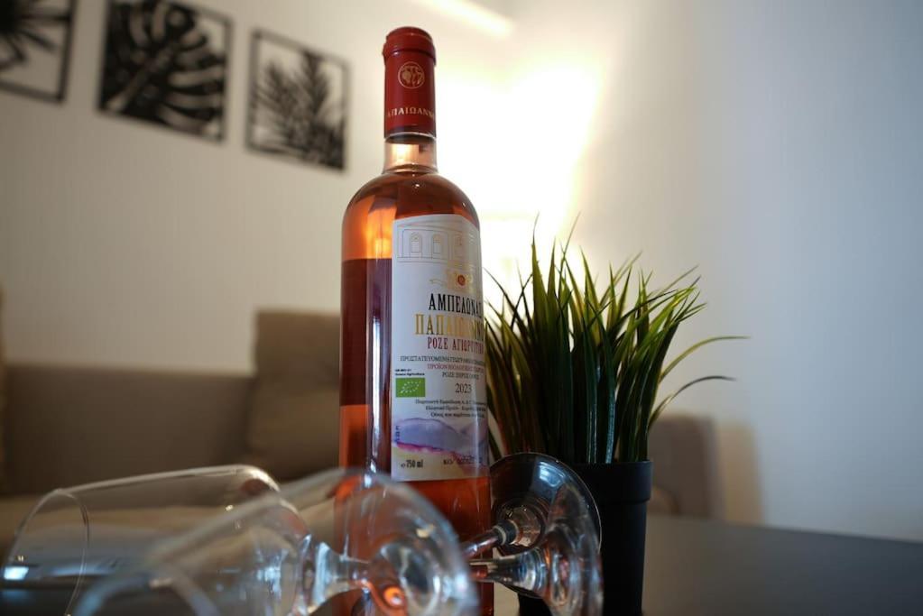 Syntagma Square, 70Sqm Pentelis Sunny Apartment Athen Eksteriør bilde