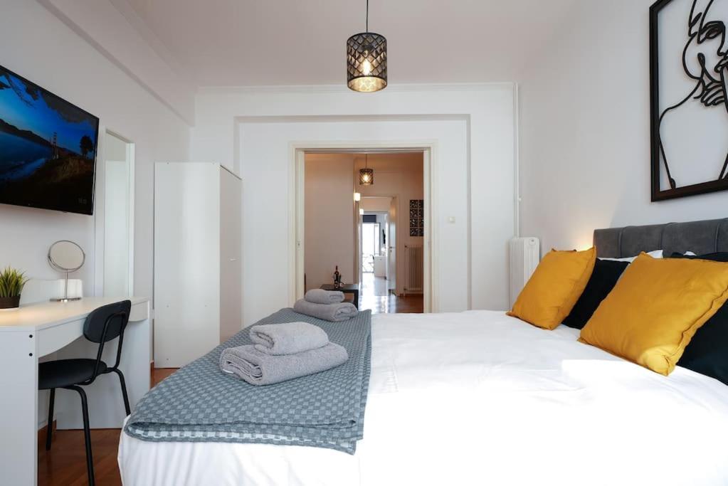 Syntagma Square, 70Sqm Pentelis Sunny Apartment Athen Eksteriør bilde