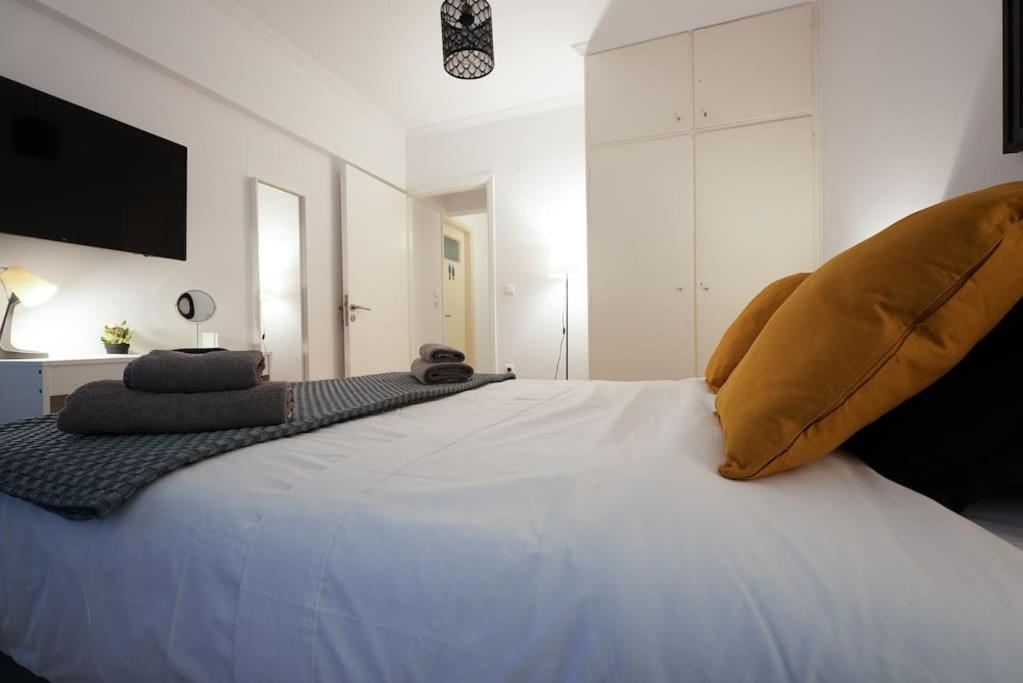 Syntagma Square, 70Sqm Pentelis Sunny Apartment Athen Eksteriør bilde