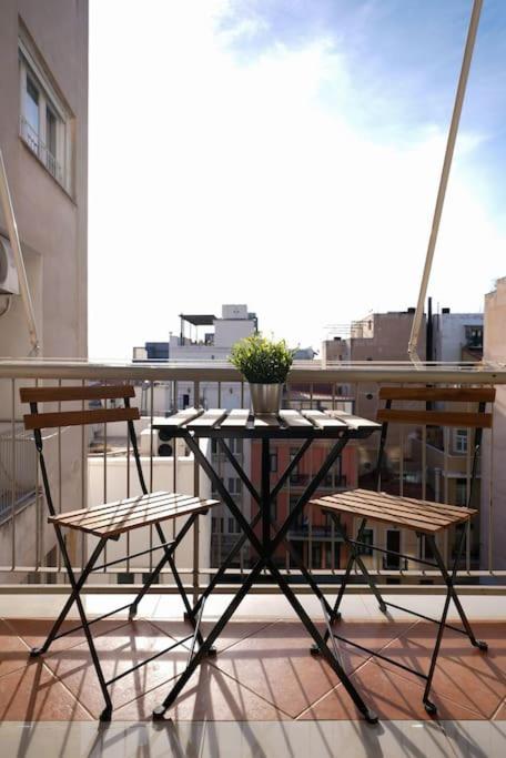 Syntagma Square, 70Sqm Pentelis Sunny Apartment Athen Eksteriør bilde