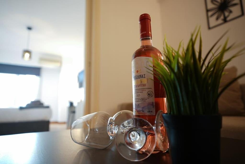 Syntagma Square, 70Sqm Pentelis Sunny Apartment Athen Eksteriør bilde