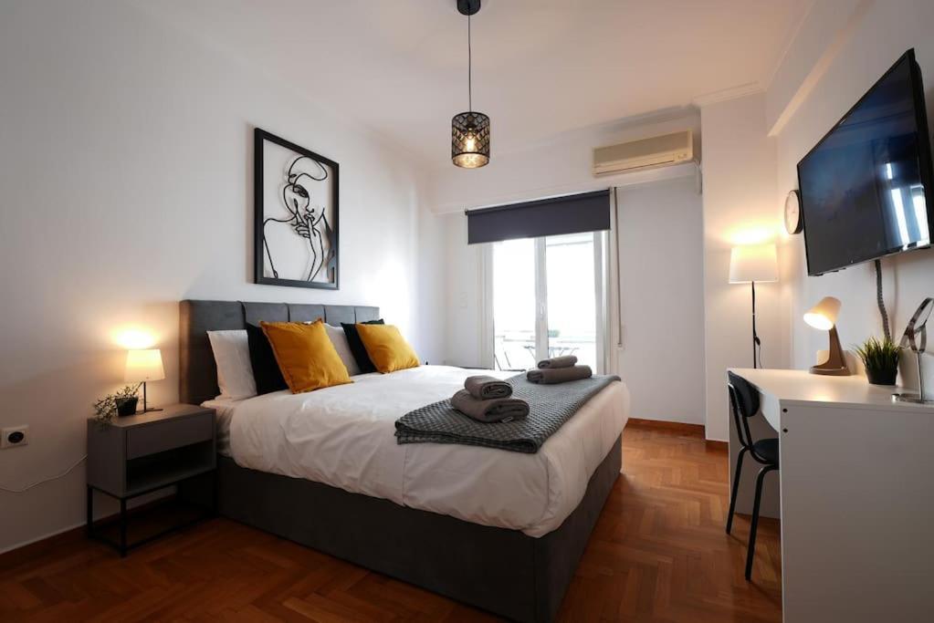 Syntagma Square, 70Sqm Pentelis Sunny Apartment Athen Eksteriør bilde
